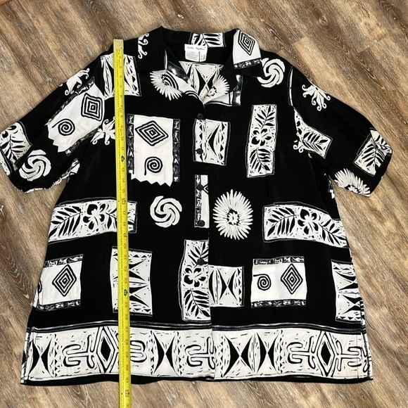 Ulla Popken Womens Size 20 Top Black White Tribal Print Artsy Funky Boho - Picture 6 of 12